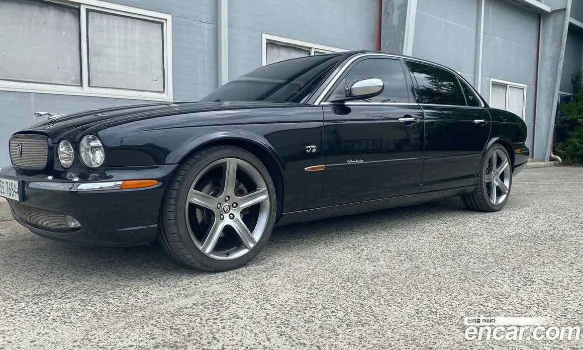 Jaguar XJ 2005 4.2 автомат (гидро), фото 5 Jaguar XJ 2005 4.2 автомат (гидро), фото 5