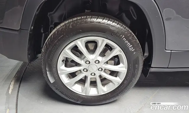 Jeep Cherokee 2019 2.4 автомат (гидро), миниатюра 5