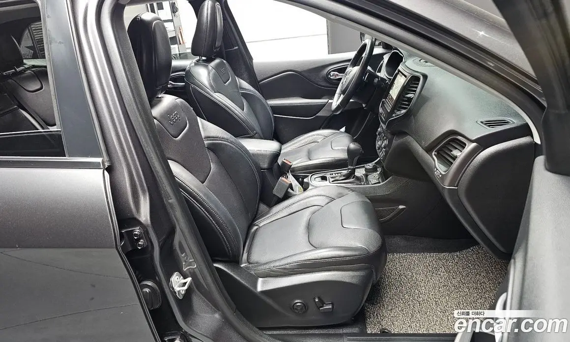 Jeep Cherokee 2019 2.4 автомат (гидро), фото 10