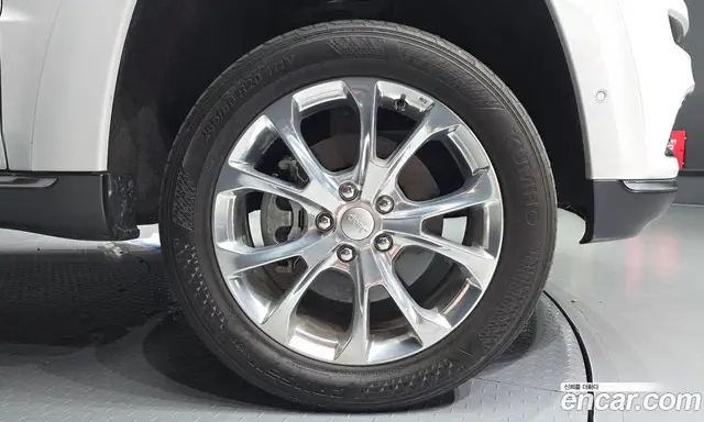 Jeep Cherokee 2019 3.0 автомат (гидро), миниатюра 7