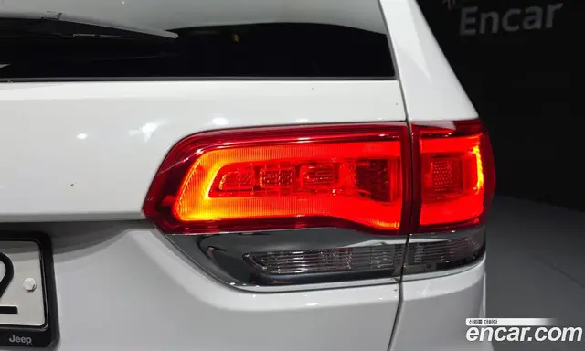 Jeep Cherokee 2019 3.0 автомат (гидро), миниатюра 9