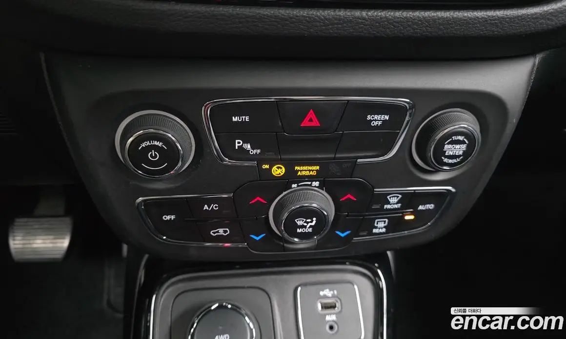 Jeep Compass 2019 2.4 автомат (гидро), фото 32