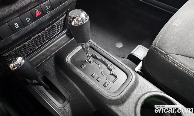 Jeep Wrangler 2014 2.8 автомат (гидро), миниатюра 9
