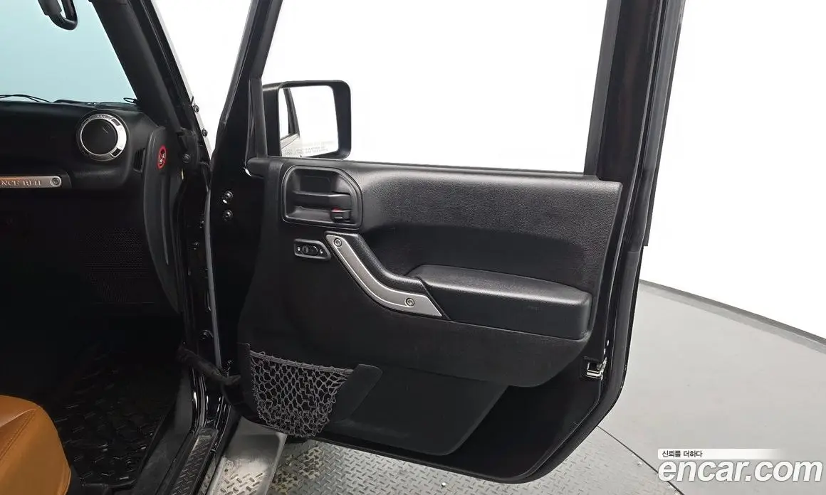 Jeep Wrangler 2016 3.6 автомат (гидро), фото 13