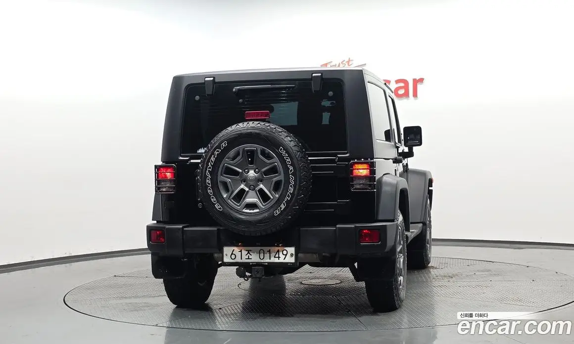 Jeep Wrangler 2016 3.6 автомат (гидро), фото 3
