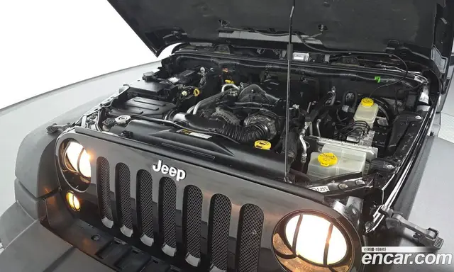 Jeep Wrangler 2016 3.6 автомат (гидро), миниатюра 5