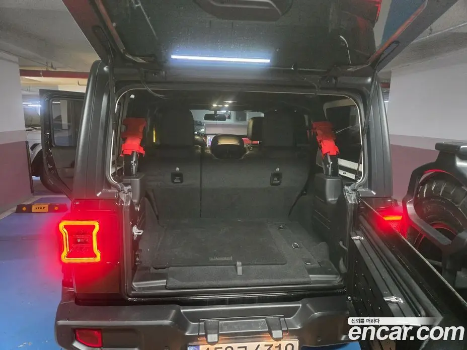 Jeep Wrangler 2021 2.0 автомат (гидро), фото 11