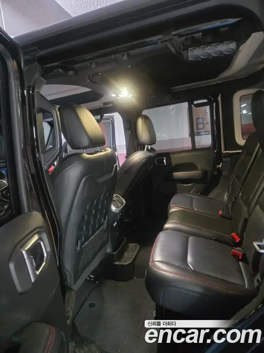 Jeep Wrangler 2021 2.0 автомат (гидро), фото 7