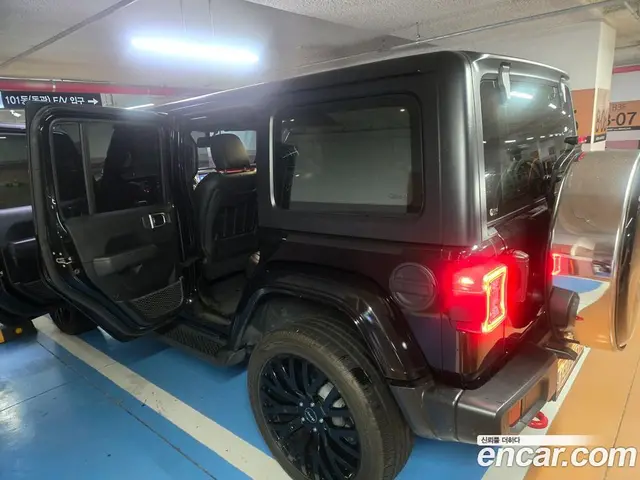 Jeep Wrangler 2021 2.0 автомат (гидро), миниатюра 9