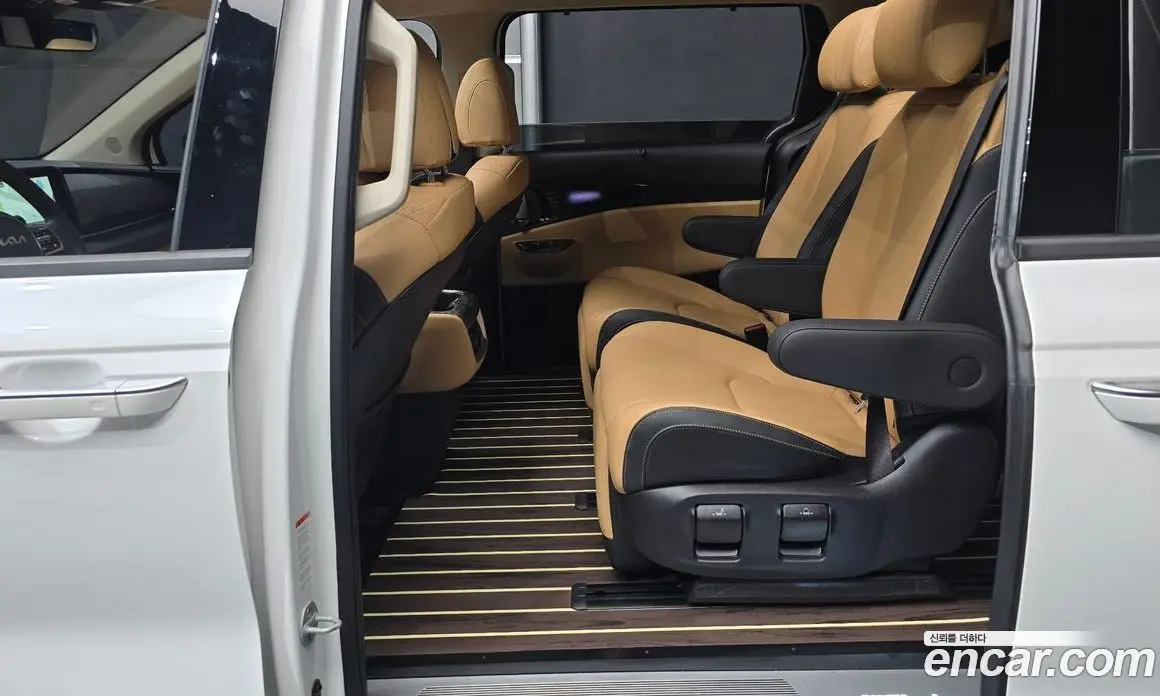 Kia Carnival 2023 3.5 автомат (гидро), фото 18