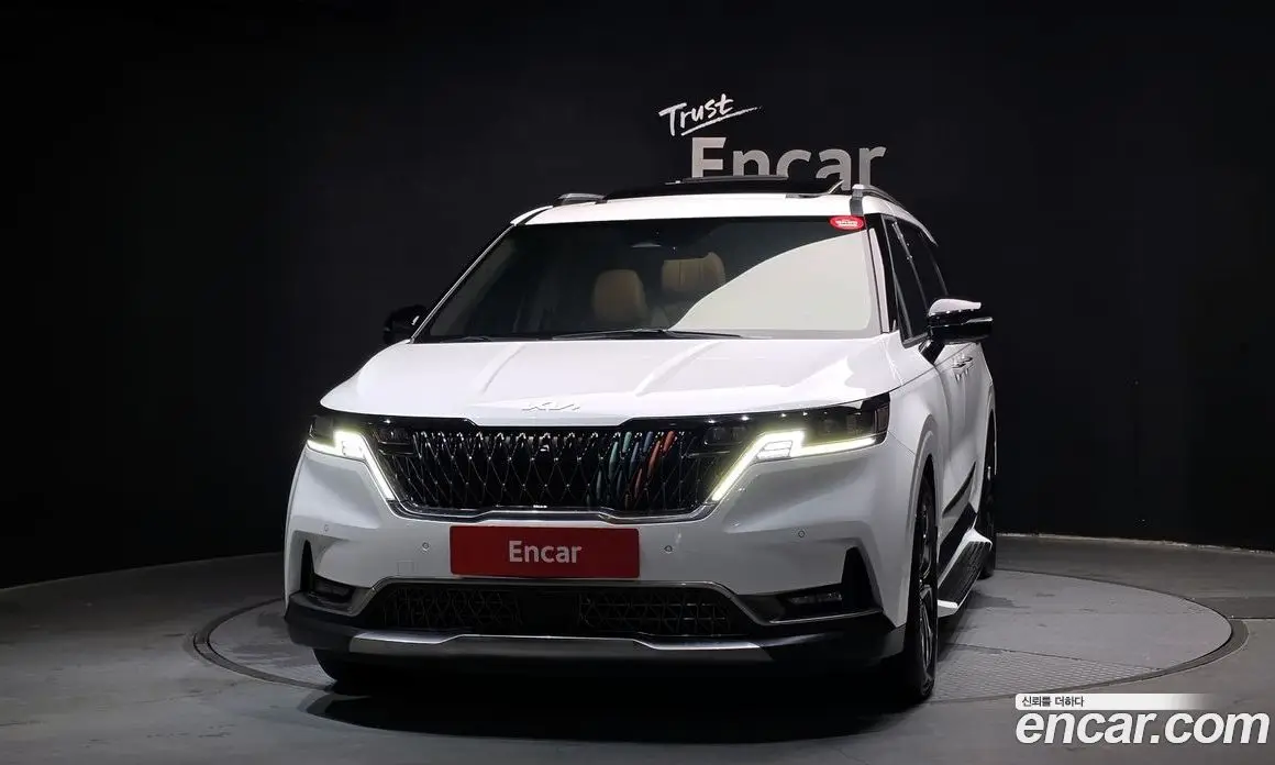 Kia Carnival 2023 3.5 автомат (гидро), фото 3