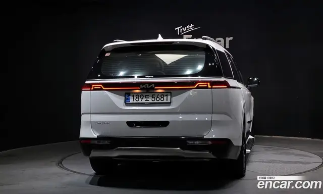 Kia Carnival 2023 3.5 автомат (гидро), миниатюра 4