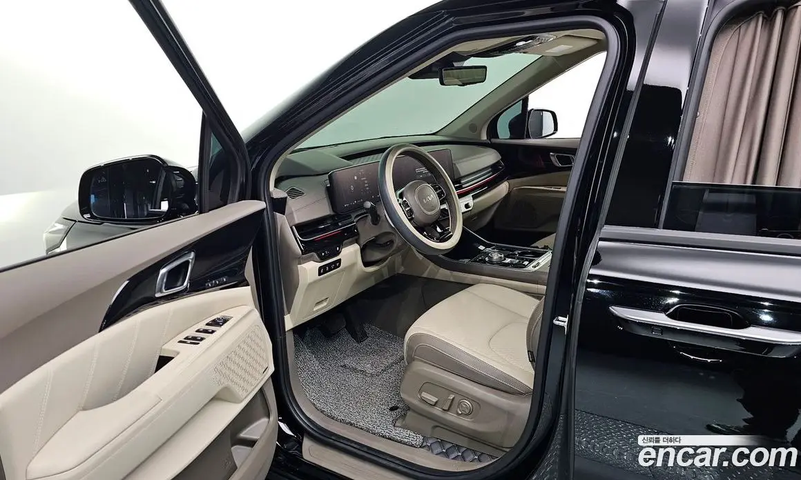 Kia Carnival 2024 1.6 автомат (гидро), фото 13