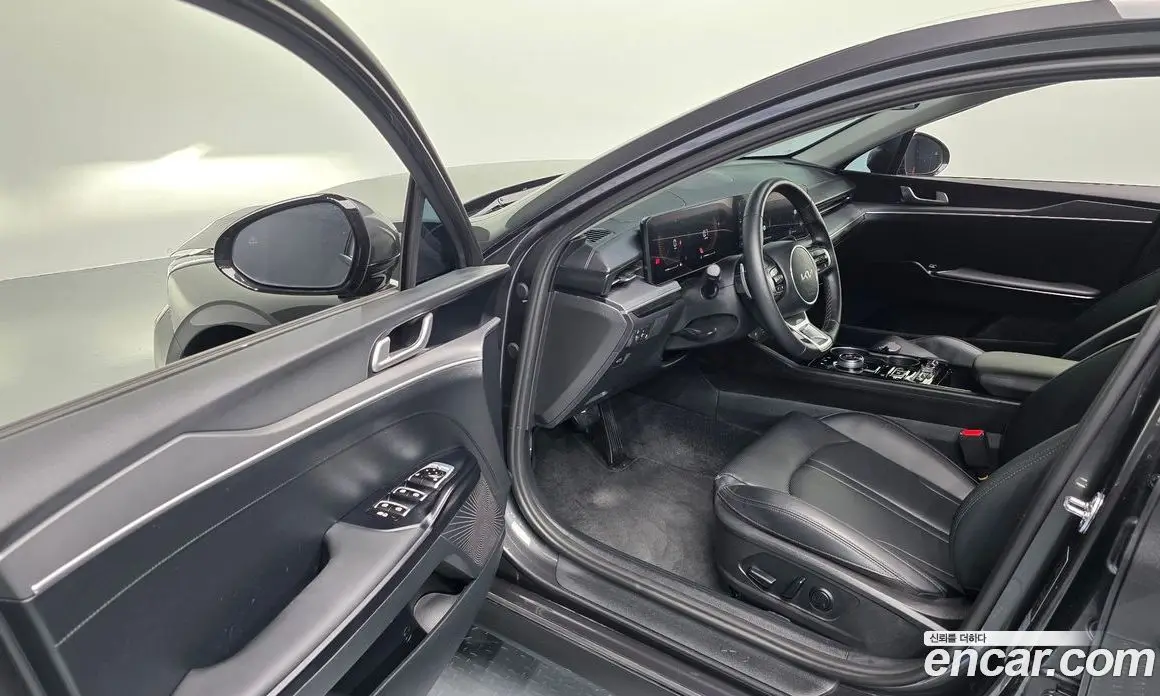 Kia K5 (Optima) 2025 2.0 автомат (гидро), фото 13