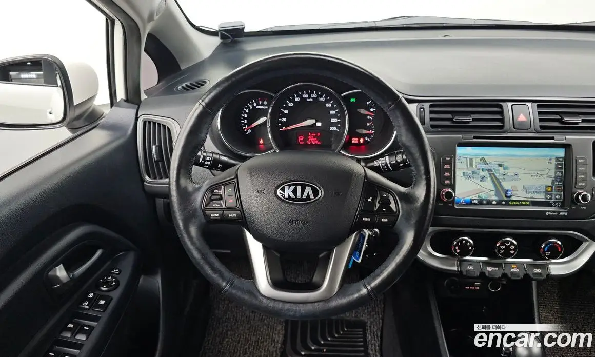 Kia Pride 2014 1.4 автомат (гидро), фото 21