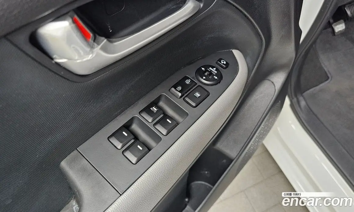 Kia Ray 2022 1.0 автомат (гидро), фото 25