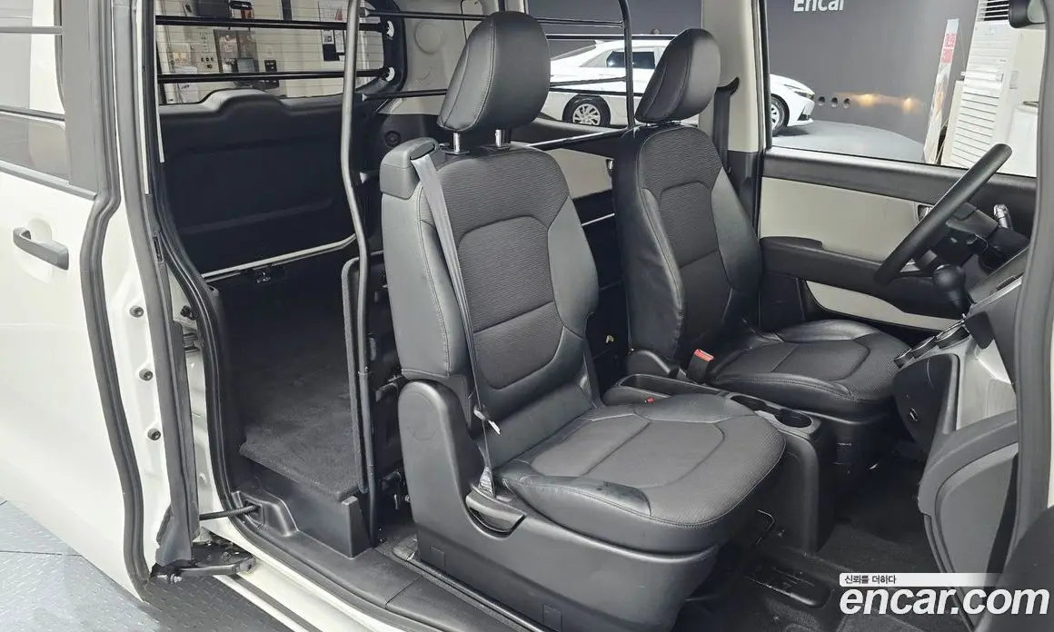 Kia Ray 2022 1.0 автомат (гидро), фото 12