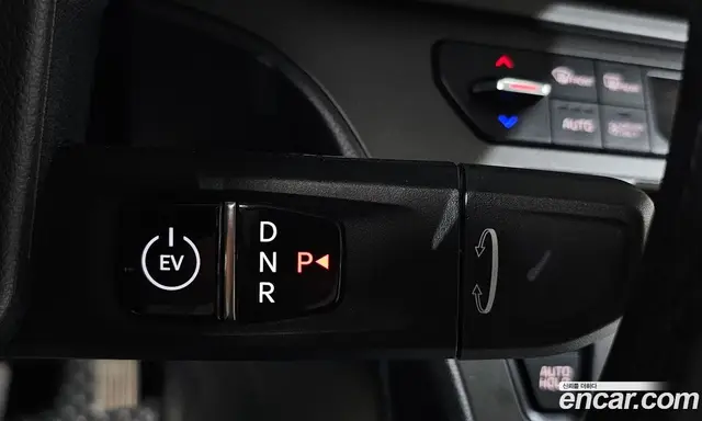 Kia Ray 2024 0.1 автомат (гидро), миниатюра 11