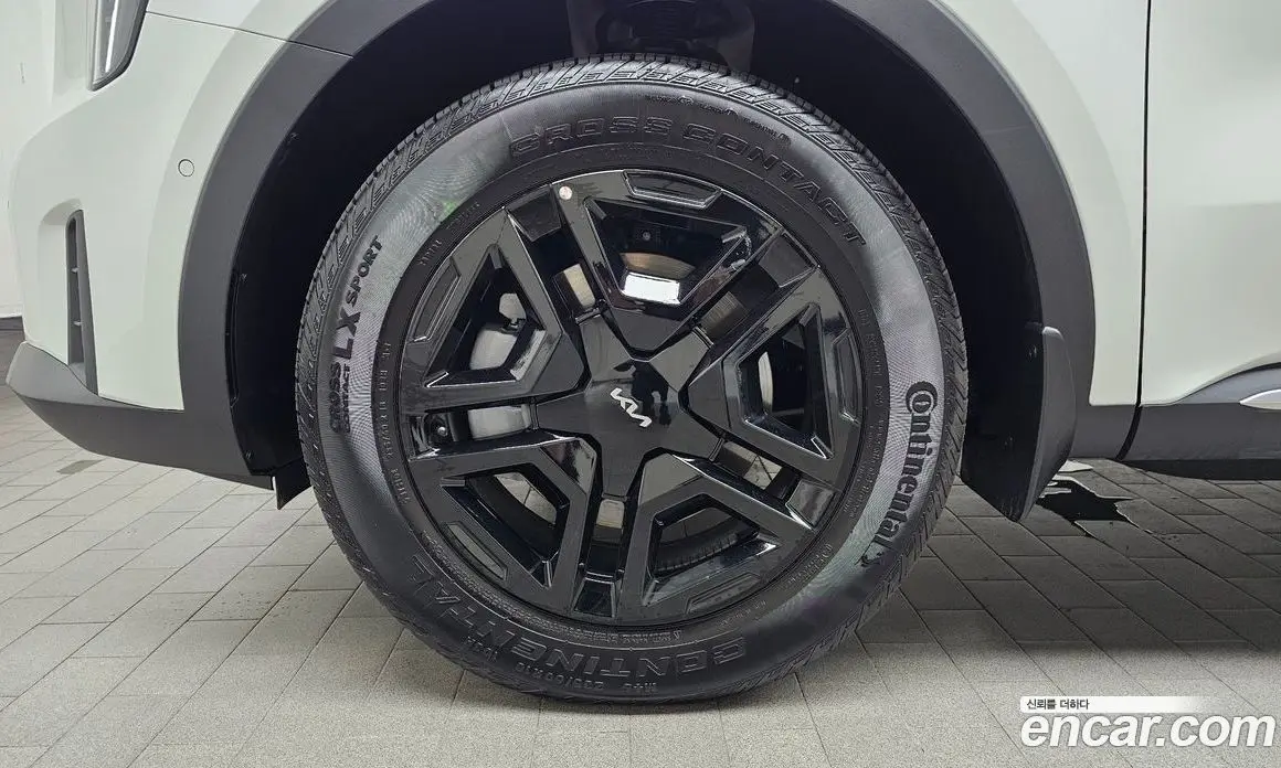 Kia Sorento 2024 1.6 автомат (гидро), фото 5