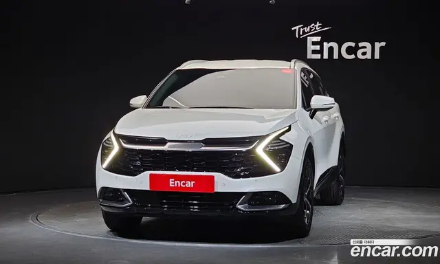 Kia Sportage 2022 1.6 автомат (гидро), миниатюра 3