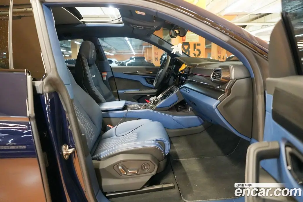 Lamborghini Urus 2023 4.0 автомат (гидро), фото 18 Lamborghini Urus 2023 4.0 автомат (гидро), фото 18