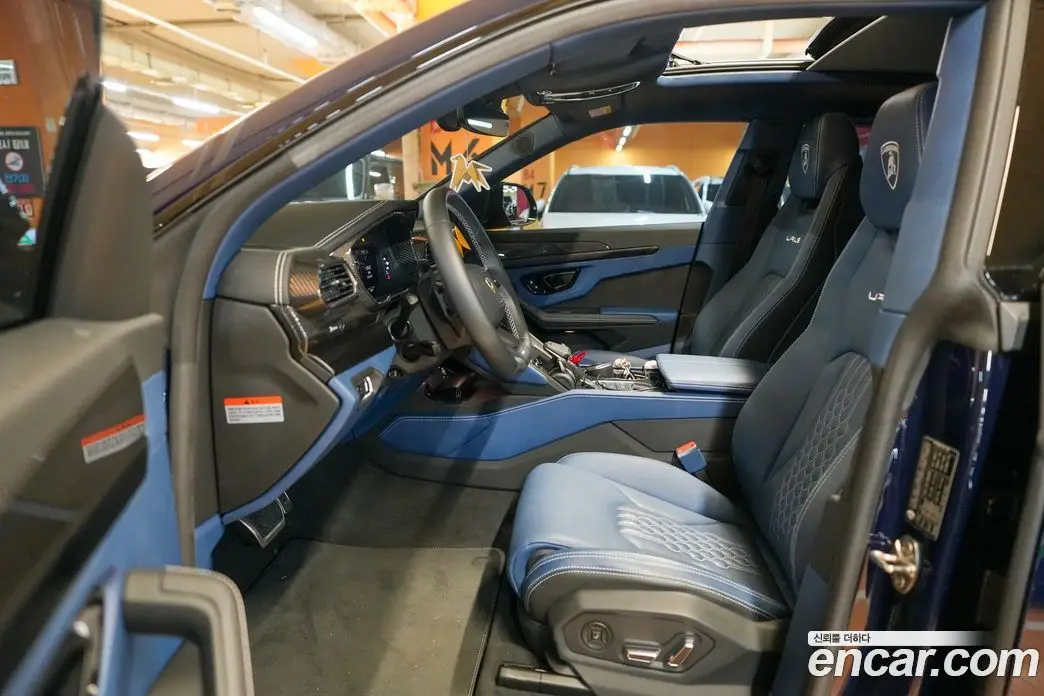 Lamborghini Urus 2023 4.0 автомат (гидро), фото 7 Lamborghini Urus 2023 4.0 автомат (гидро), фото 7