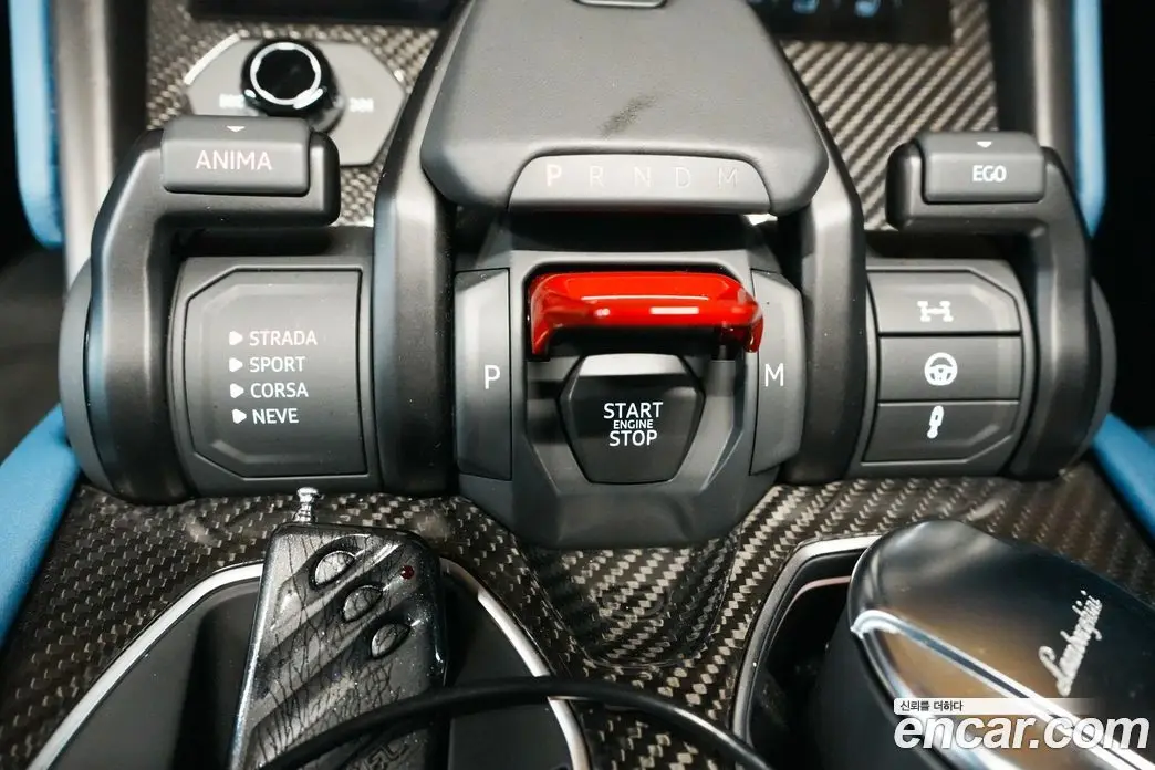 Lamborghini Urus 2023 4.0 автомат (гидро), фото 9 Lamborghini Urus 2023 4.0 автомат (гидро), фото 9