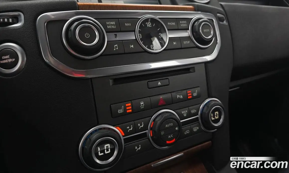 Land Rover Discovery 2015 3.0 автомат (гидро), фото 17
