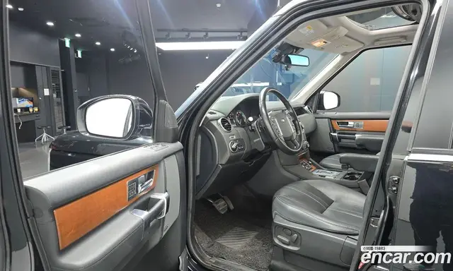 Land Rover Discovery 2015 3.0 автомат (гидро), миниатюра 10