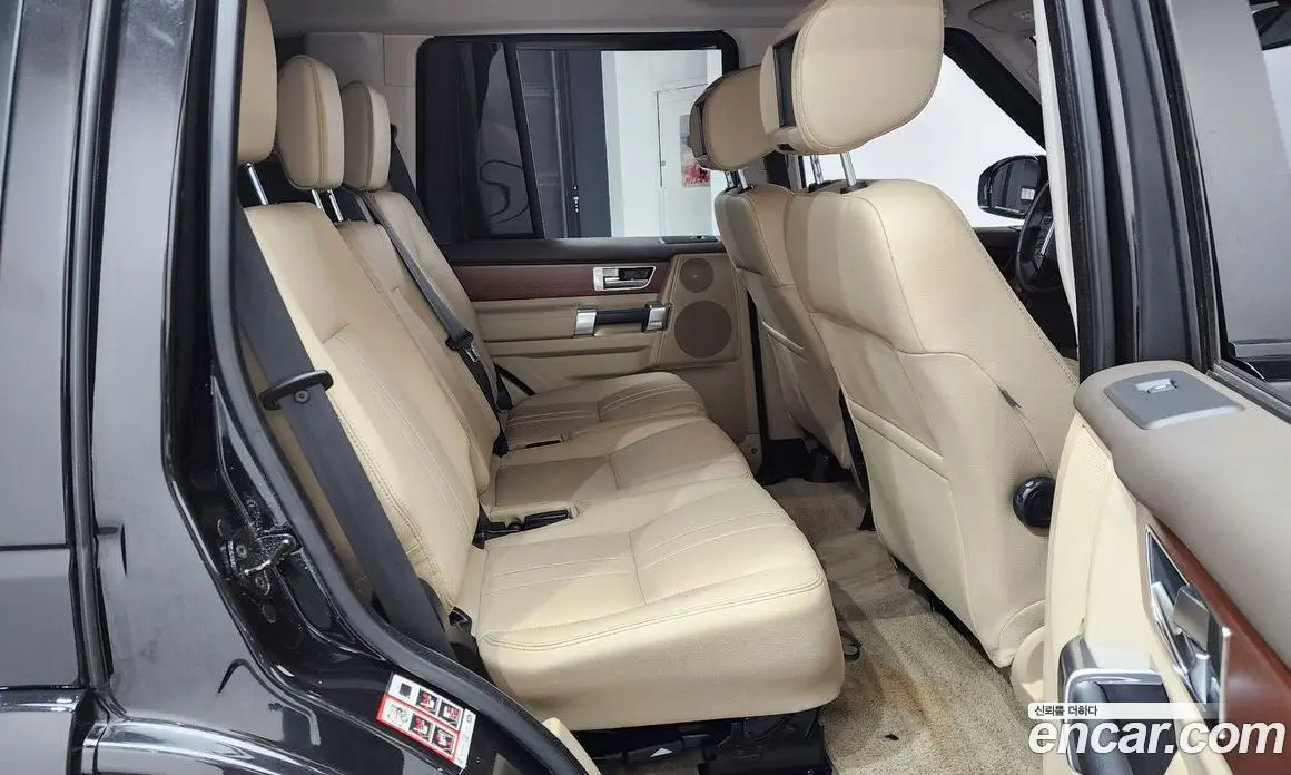 Land Rover Discovery 2016 3.0 автомат (гидро), фото 11