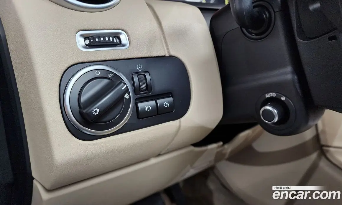 Land Rover Discovery 2016 3.0 автомат (гидро), фото 19