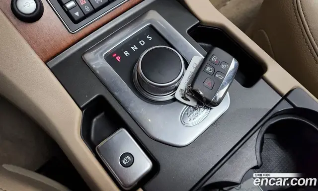 Land Rover Discovery 2016 3.0 автомат (гидро), миниатюра 9