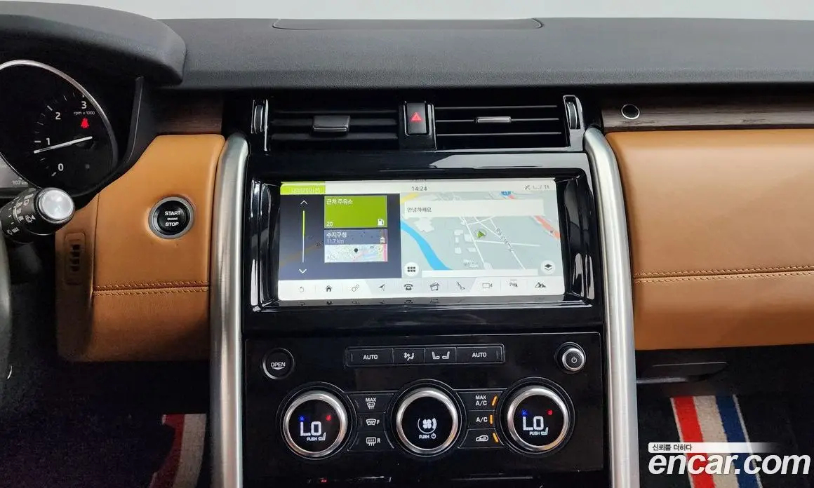 Land Rover Discovery 2017 3.0 автомат (гидро), фото 12