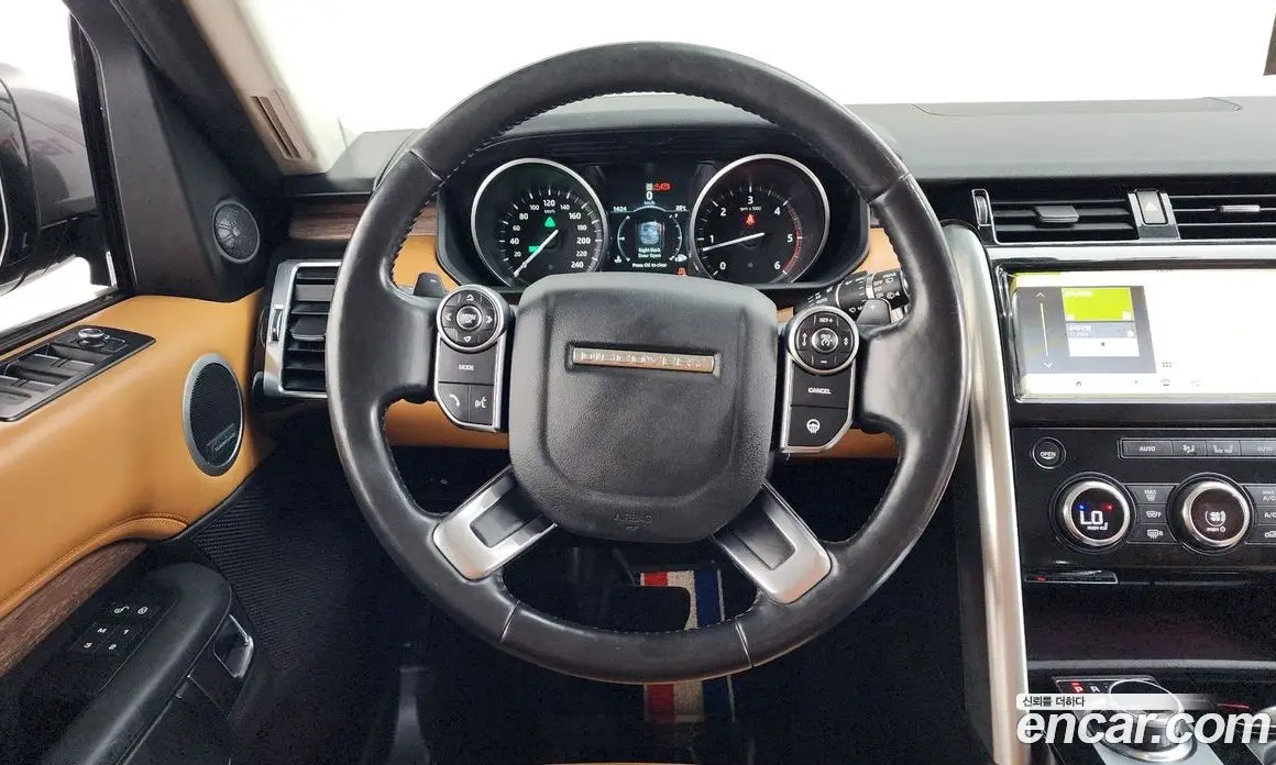 Land Rover Discovery 2017 3.0 автомат (гидро), фото 13