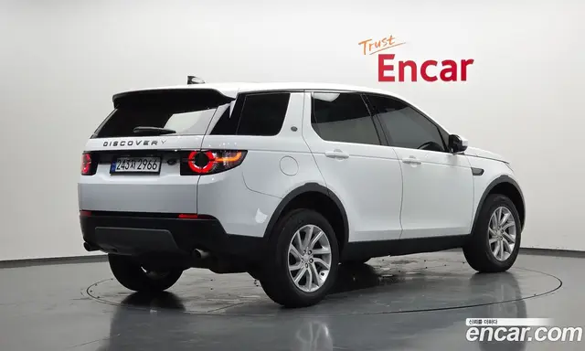 Land Rover Discovery Sport 2018 2.0 автомат (гидро), миниатюра 2