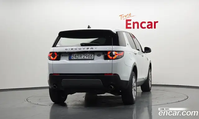 Land Rover Discovery Sport 2018 2.0 автомат (гидро), миниатюра 4