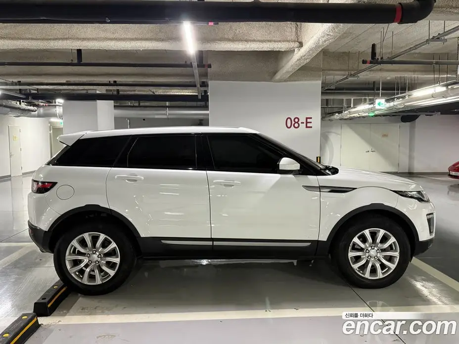 Land Rover Range Rover Evoque 2015 2.0 автомат (гидро), фото 5