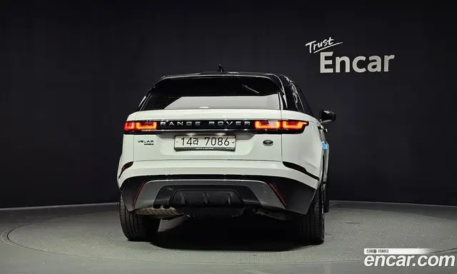 Land Rover Range Rover Velar 2018 2.0 автомат (гидро), миниатюра 4