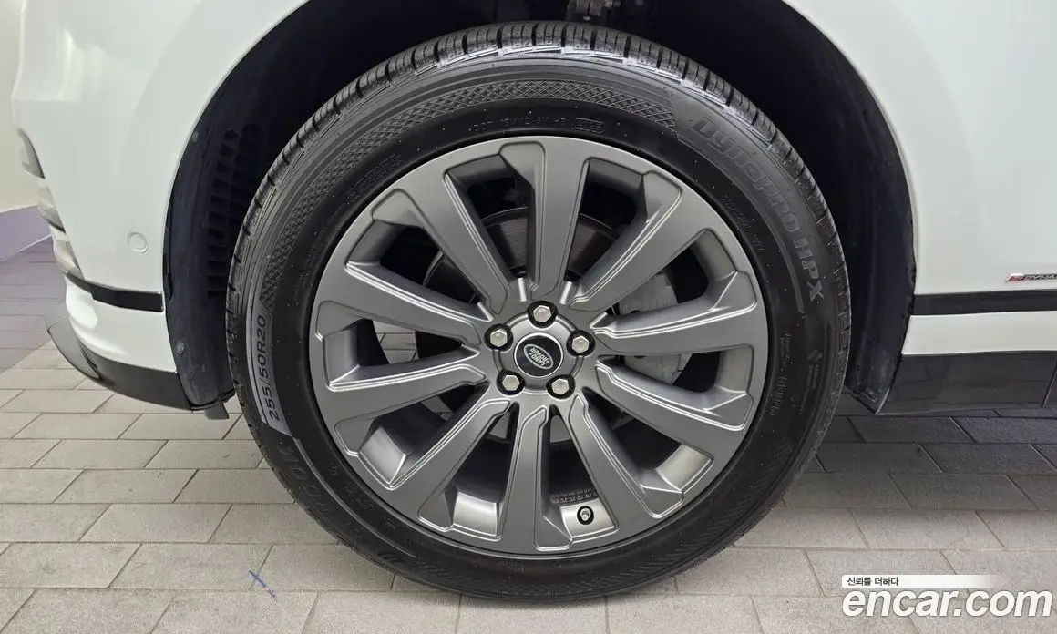 Land Rover Range Rover Velar 2018 2.0 автомат (гидро), фото 5