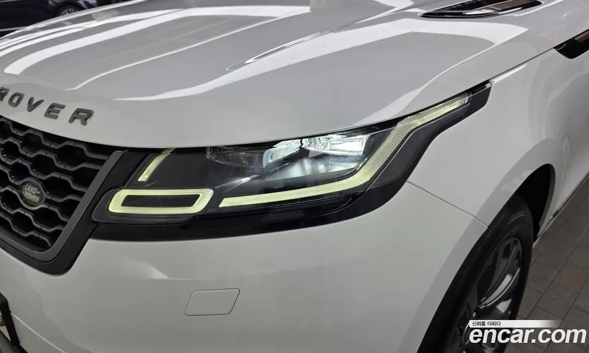 Land Rover Range Rover Velar 2018 2.0 автомат (гидро), фото 8