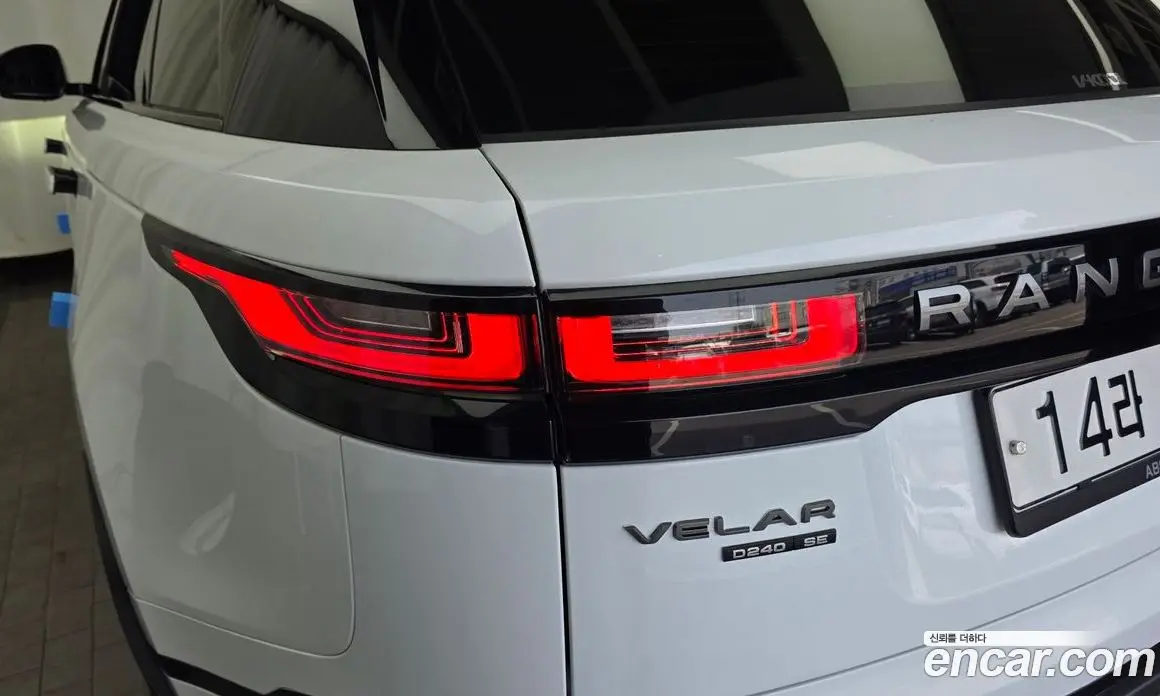 Land Rover Range Rover Velar 2018 2.0 автомат (гидро), фото 9