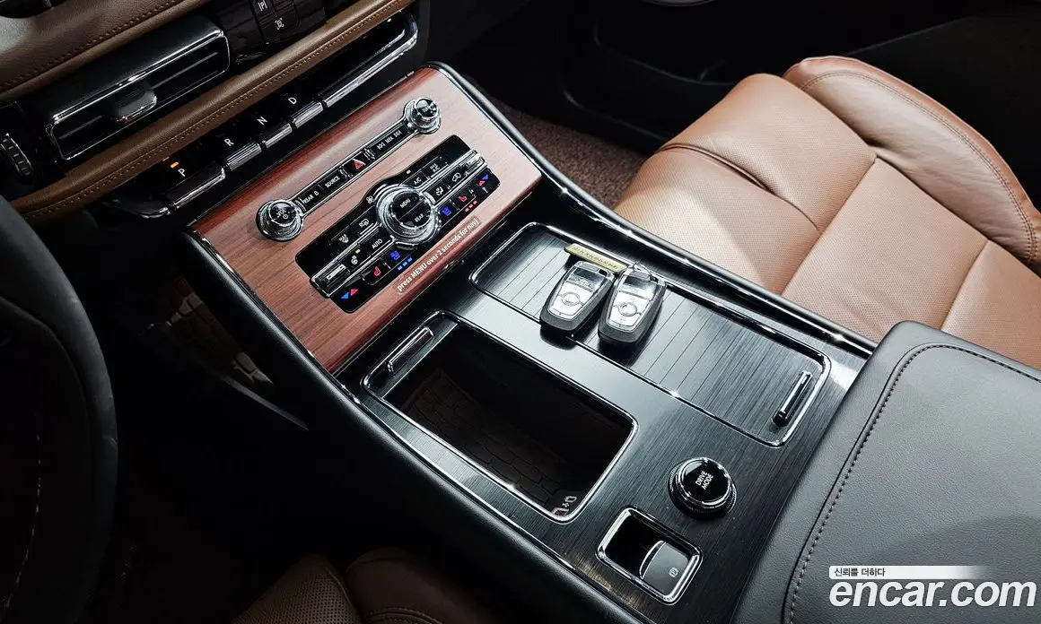 Lincoln Aviator 2023 3.0 автомат (гидро), фото 12 Lincoln Aviator 2023 3.0 автомат (гидро), фото 12