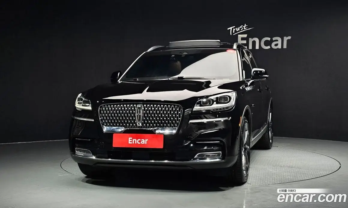 Lincoln Aviator 2023 3.0 автомат (гидро), фото 3 Lincoln Aviator 2023 3.0 автомат (гидро), фото 3