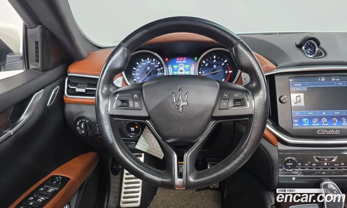Maserati Ghibli 2015 3.0 автомат (гидро), фото 15 Maserati Ghibli 2015 3.0 автомат (гидро), фото 15