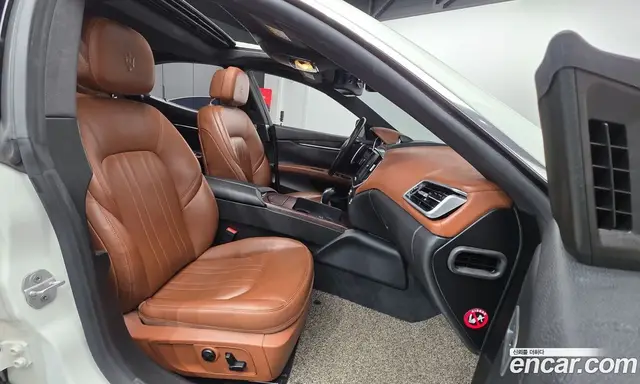 Maserati Ghibli 2015 3.0 автомат (гидро), миниатюра 10 Maserati Ghibli 2015 3.0 автомат (гидро), миниатюра 10