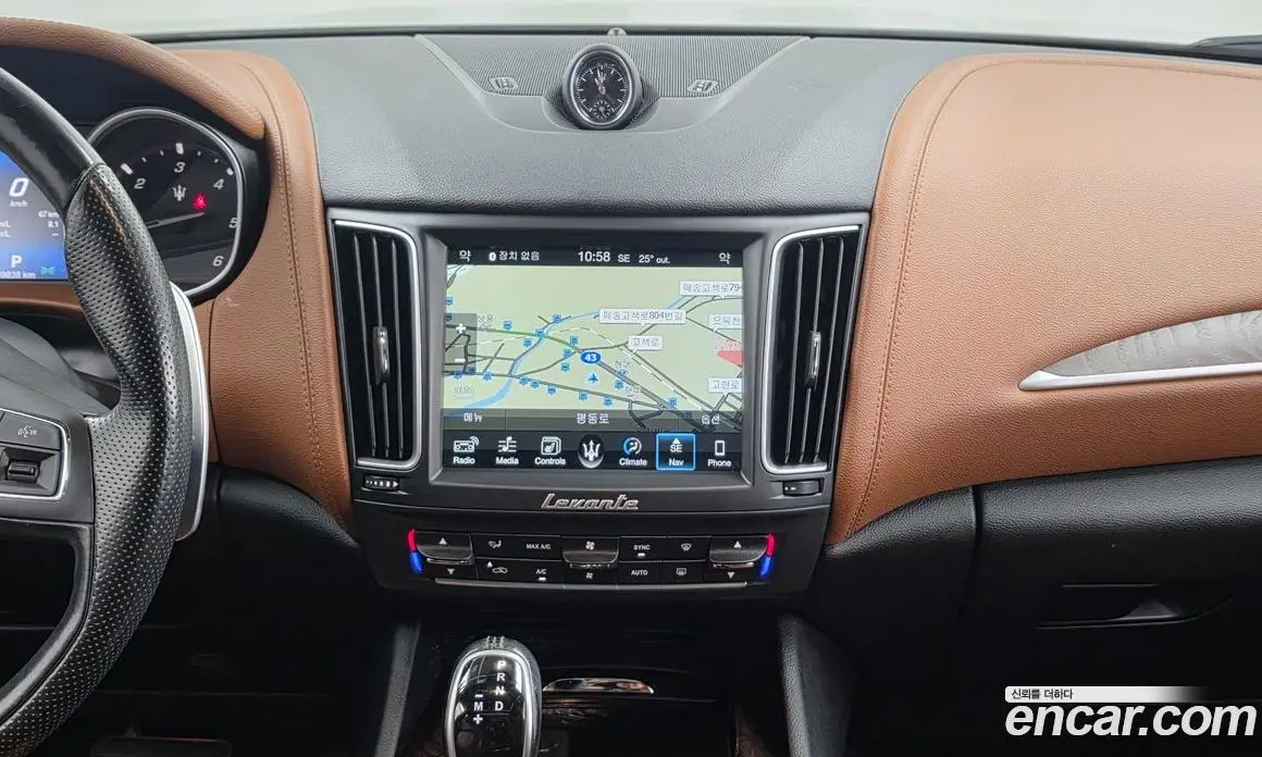 Maserati Levante 2016 3.0 автомат (гидро), фото 14