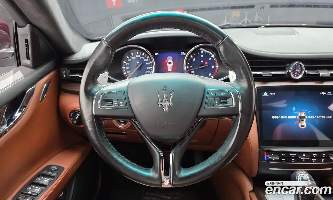 Maserati Quattroporte 2016 3.0 автомат (гидро), фото 13 Maserati Quattroporte 2016 3.0 автомат (гидро), фото 13