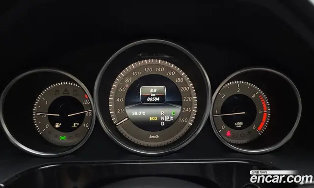 Mercedes-Benz E-Class 2013 2.1 гидро, миниатюра 11 Mercedes-Benz E-Class 2013 2.1 гидро, миниатюра 11