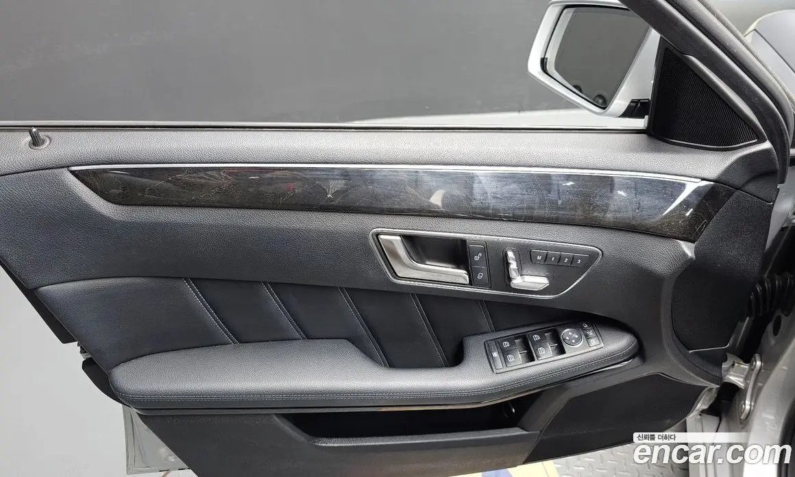 Mercedes-Benz E-Class 2013 2.1 гидро, фото 14 Mercedes-Benz E-Class 2013 2.1 гидро, фото 14
