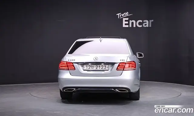 Mercedes-Benz E-Class 2013 2.1 гидро, миниатюра 4 Mercedes-Benz E-Class 2013 2.1 гидро, миниатюра 4
